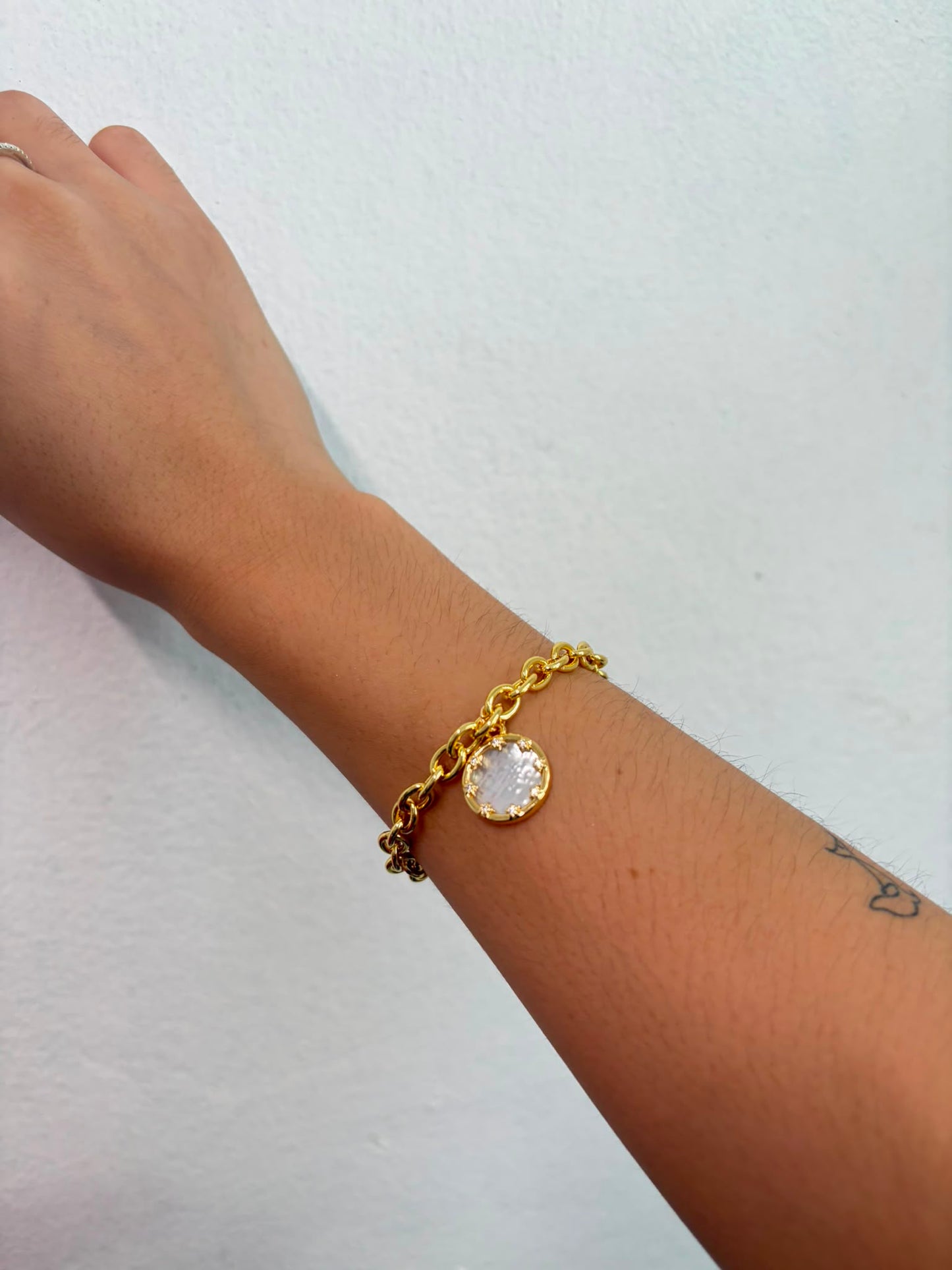 18k plated bracelet with extensor