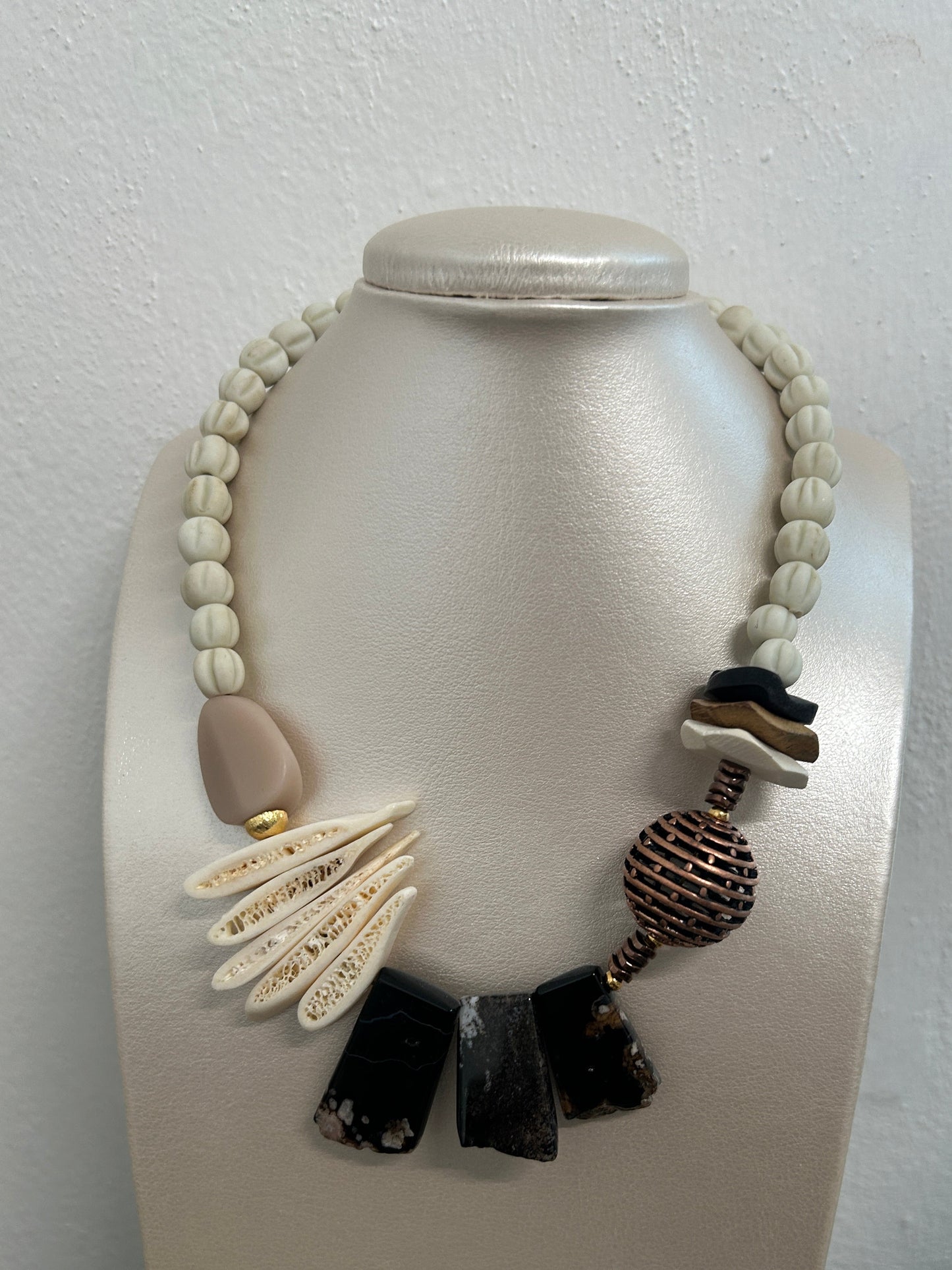 Áurea blanca necklace