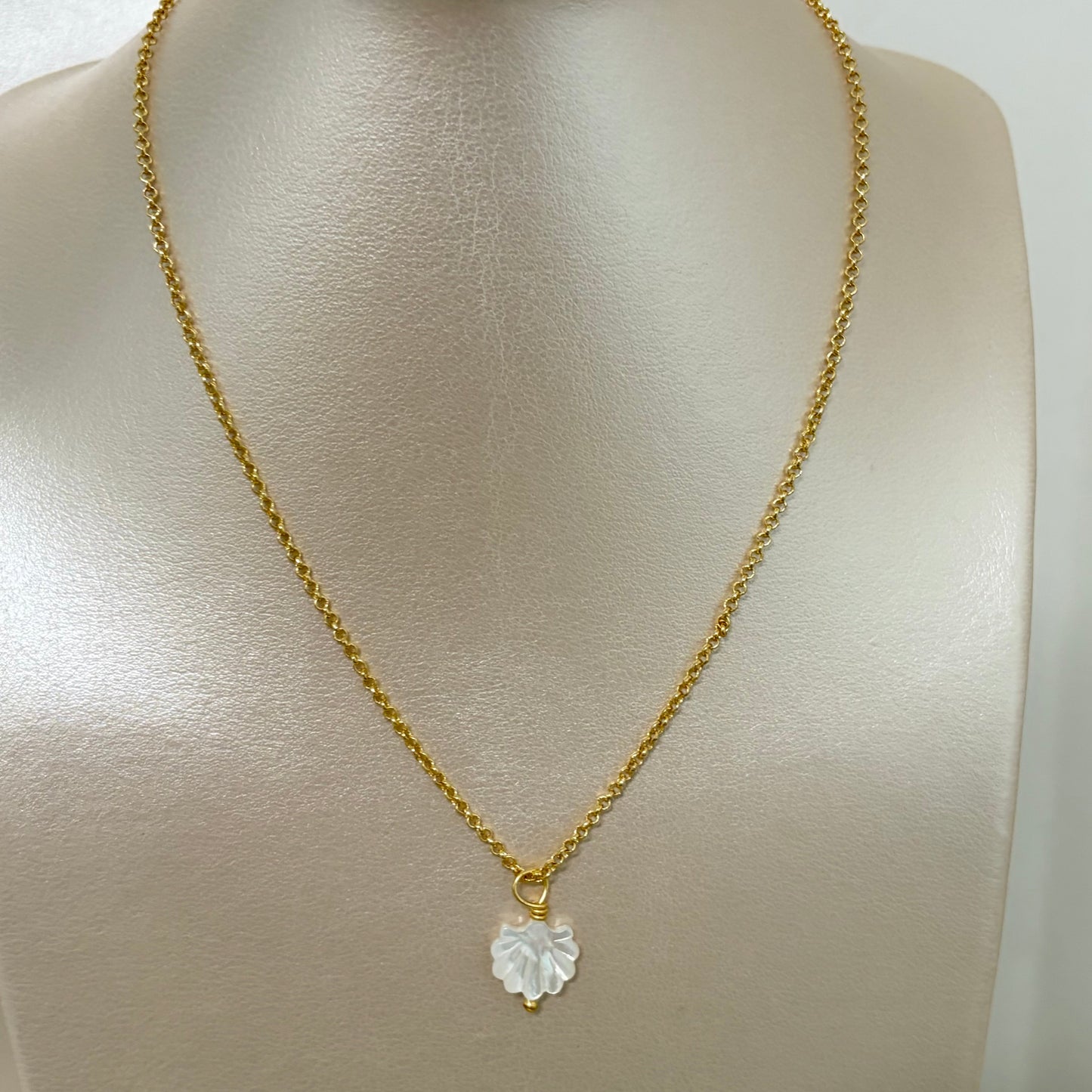 Collar en madre perla- concha
