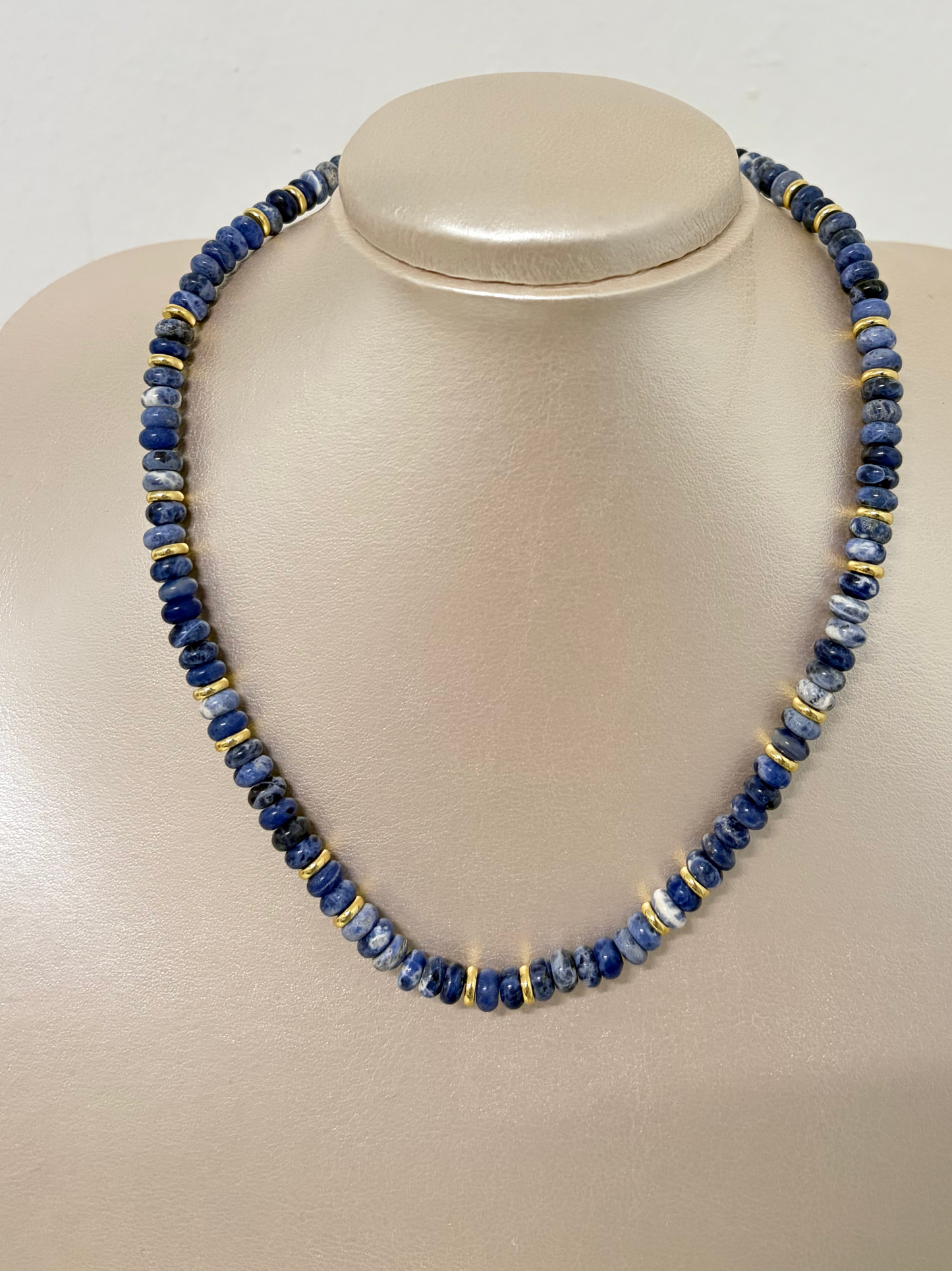 Collar en Sodalite