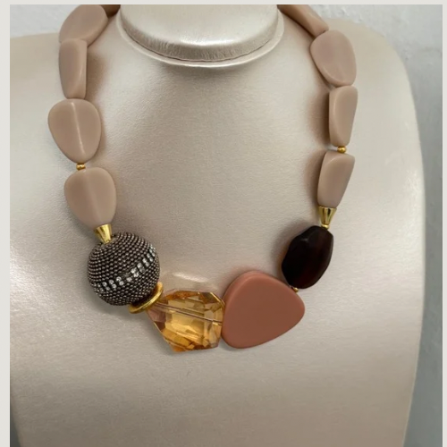 Tierra serena necklace