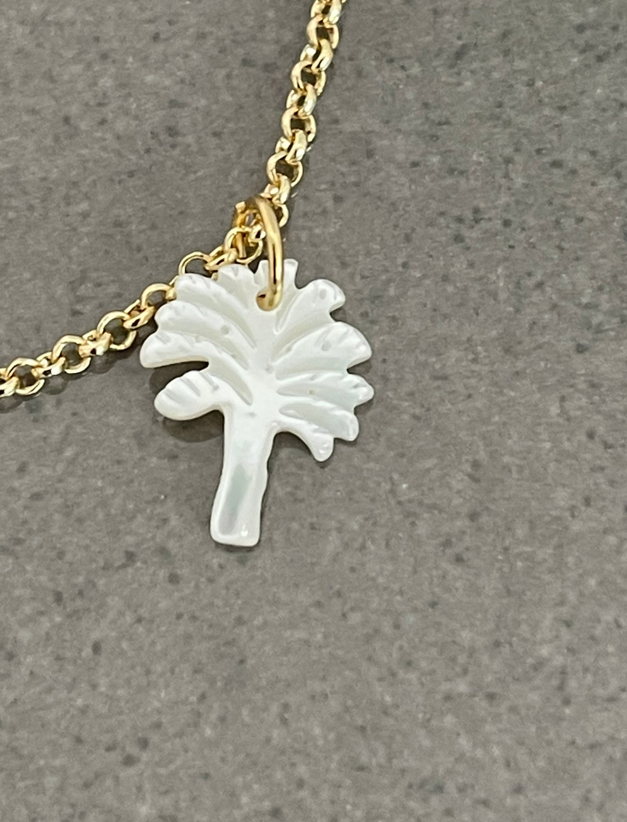 Palm Tree pendant with 18k chain
