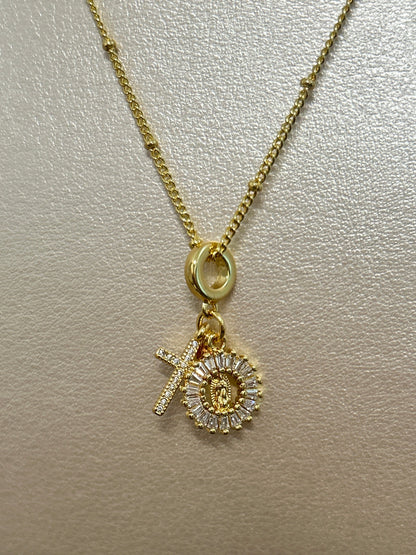 Zirconia San Benito with cross necklace