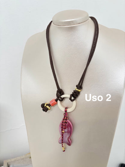 Collar 3 en 1 ( color marrón con pez color magenta)