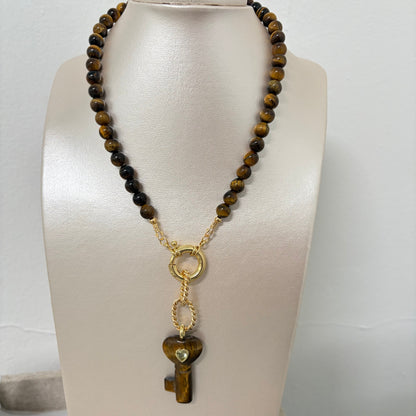 Collar llave de la prosperidad