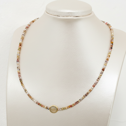 Collar en opalo rosado y labradorita