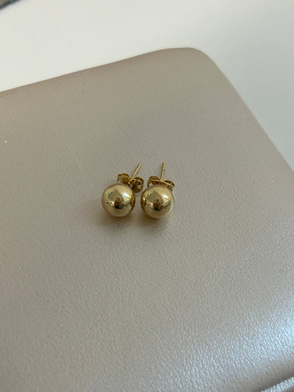 6mm dormilona earrings