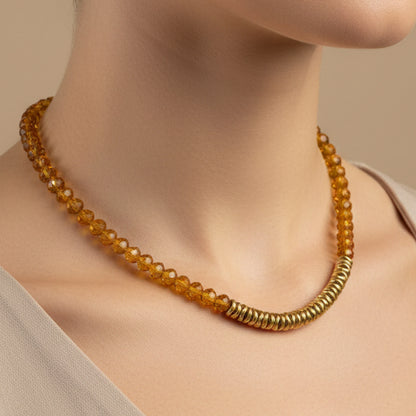 Collar en cristales facetados