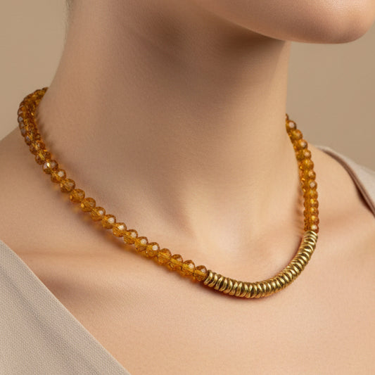 Collar en cristales facetados