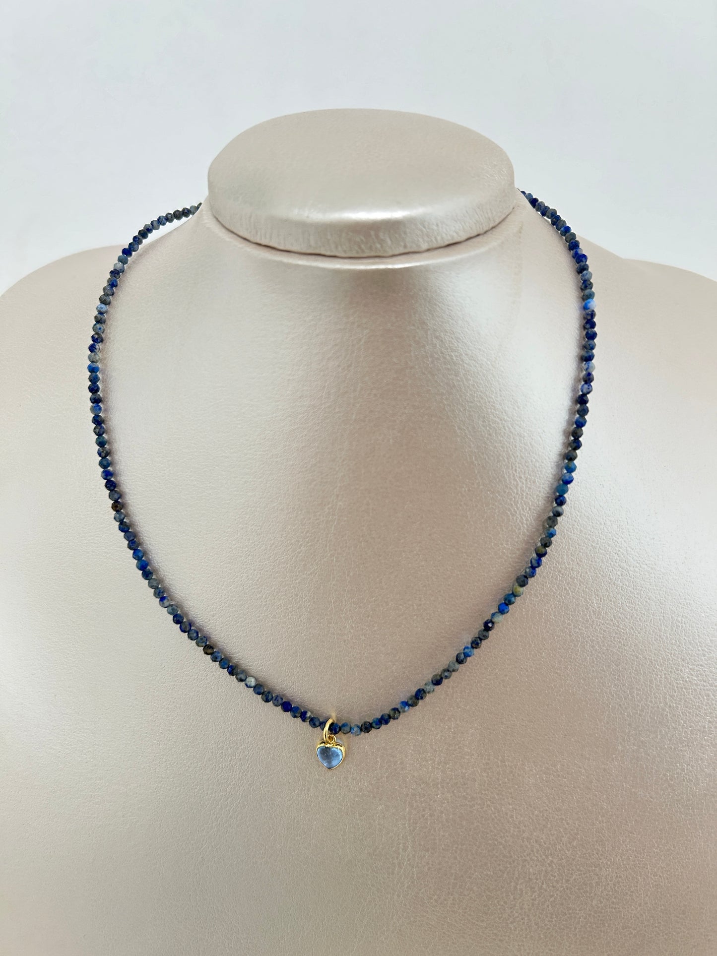 2mm different color heart necklace