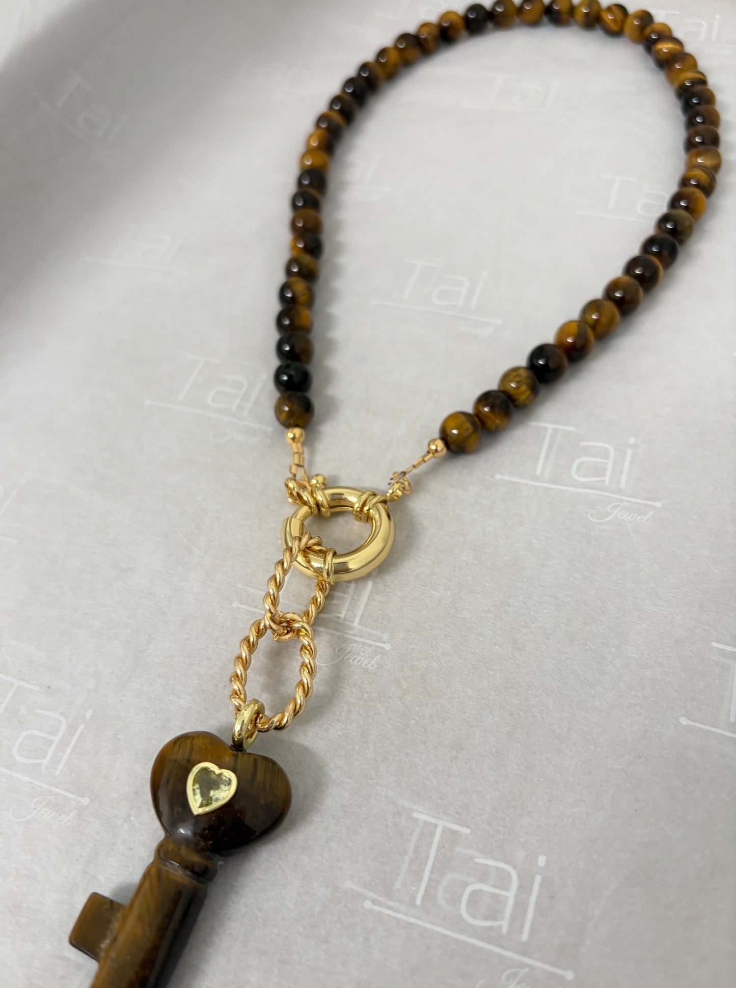 Collar llave de la prosperidad
