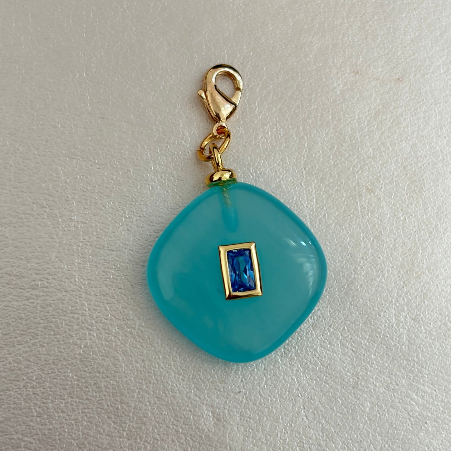 Charms esencia mineral