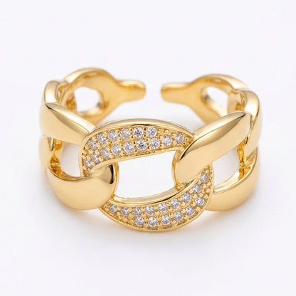 Cuban ring with zirconia