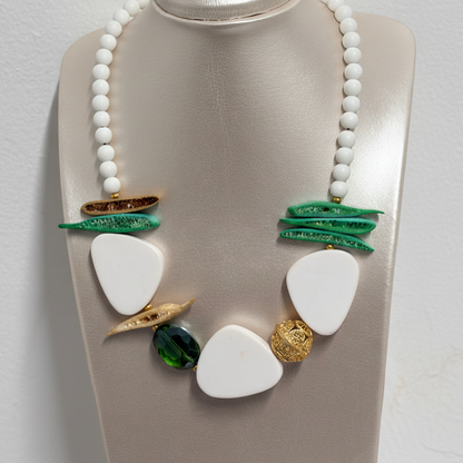 Collar calma tropical