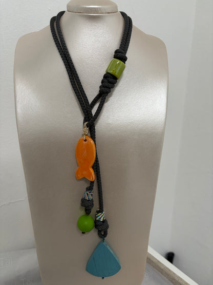 Isla atardecer (collar adjustable)Tiempo en de produccion 7-12 dias.