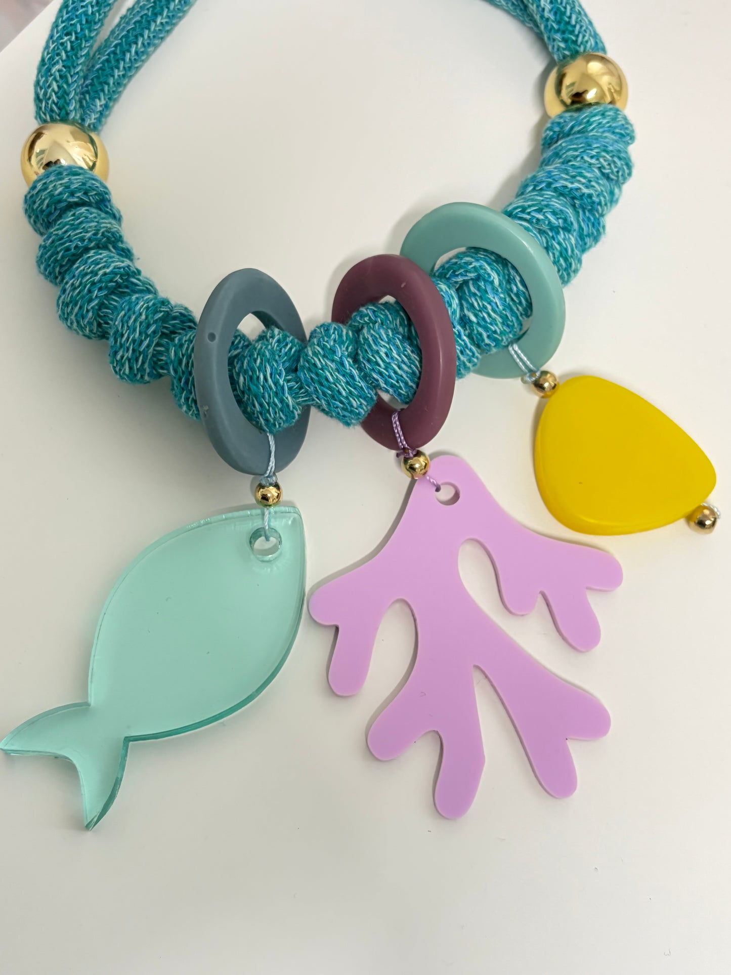 Collar Bahia encantada- #30☀️5 collares en 1☀️charms removible🐟puedes mojarlo
