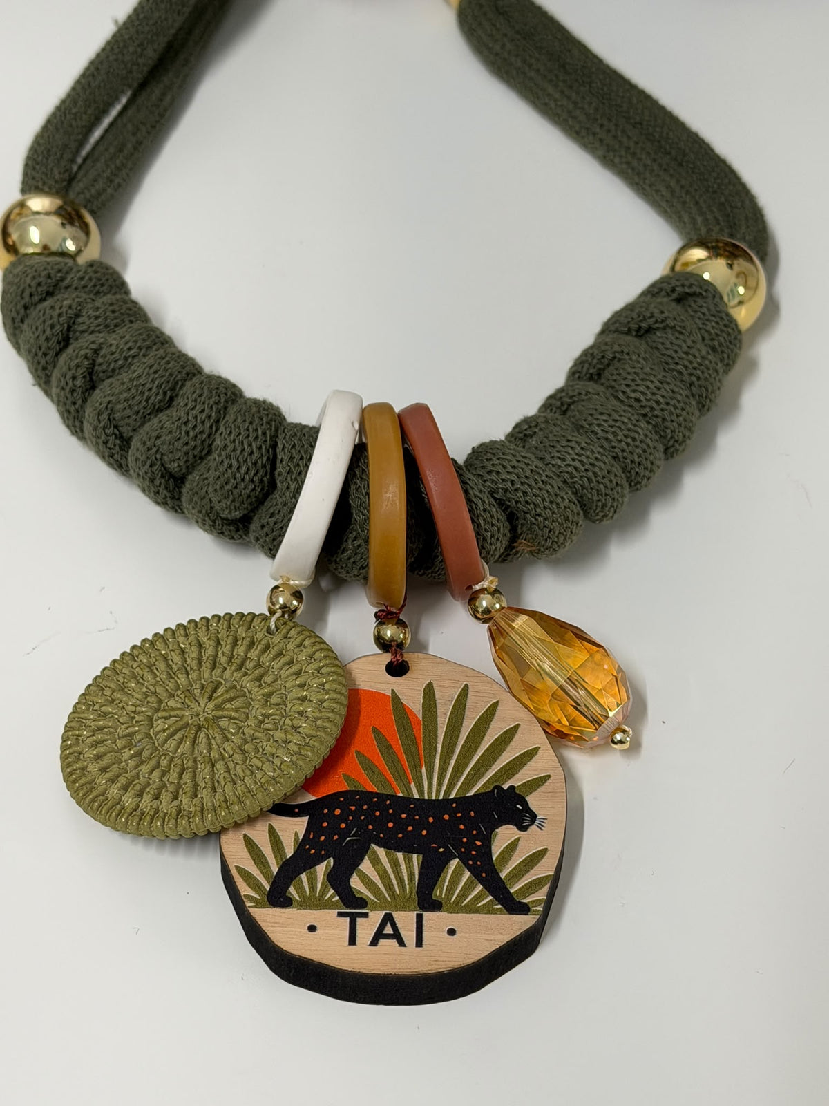 Collar Bahia encantada#8 - Safari Edition