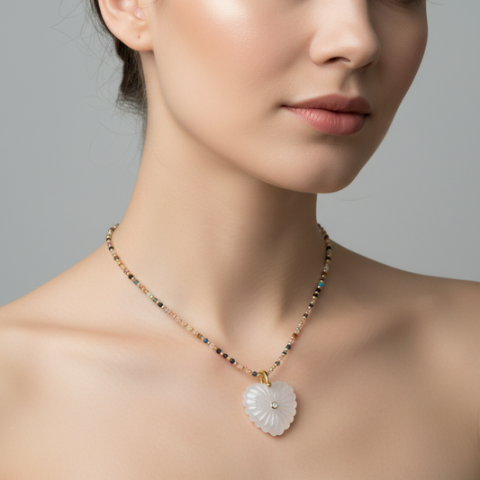 Collar corazón en cuarzo y gemas multicolor