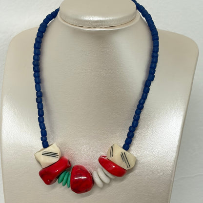 Collar Tribal y coral