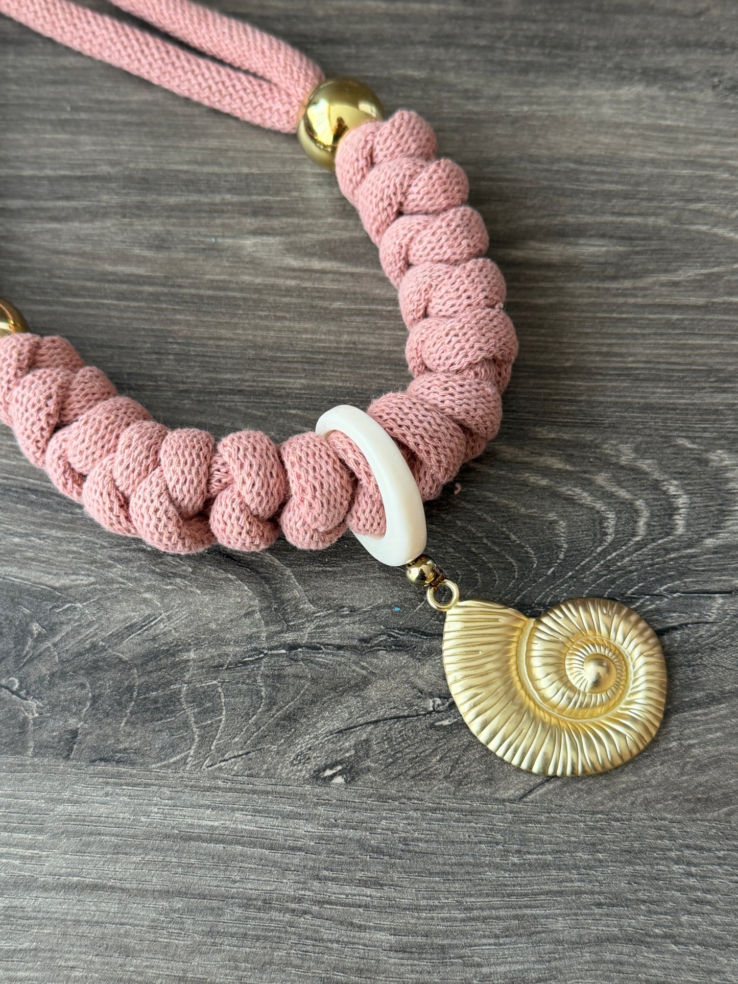 Collar Bahia encantada- ☀️5 collares en 1☀️charms removibles🐟puedes mojarlo