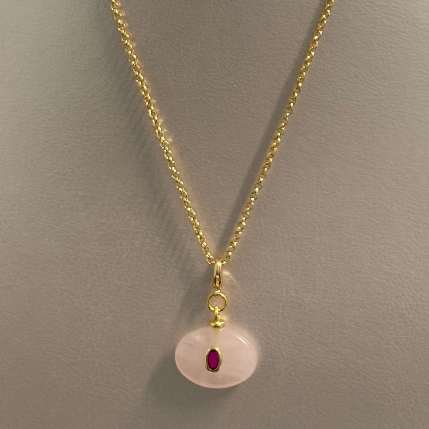 Collar esencia mineral (cuarzo rosa)
