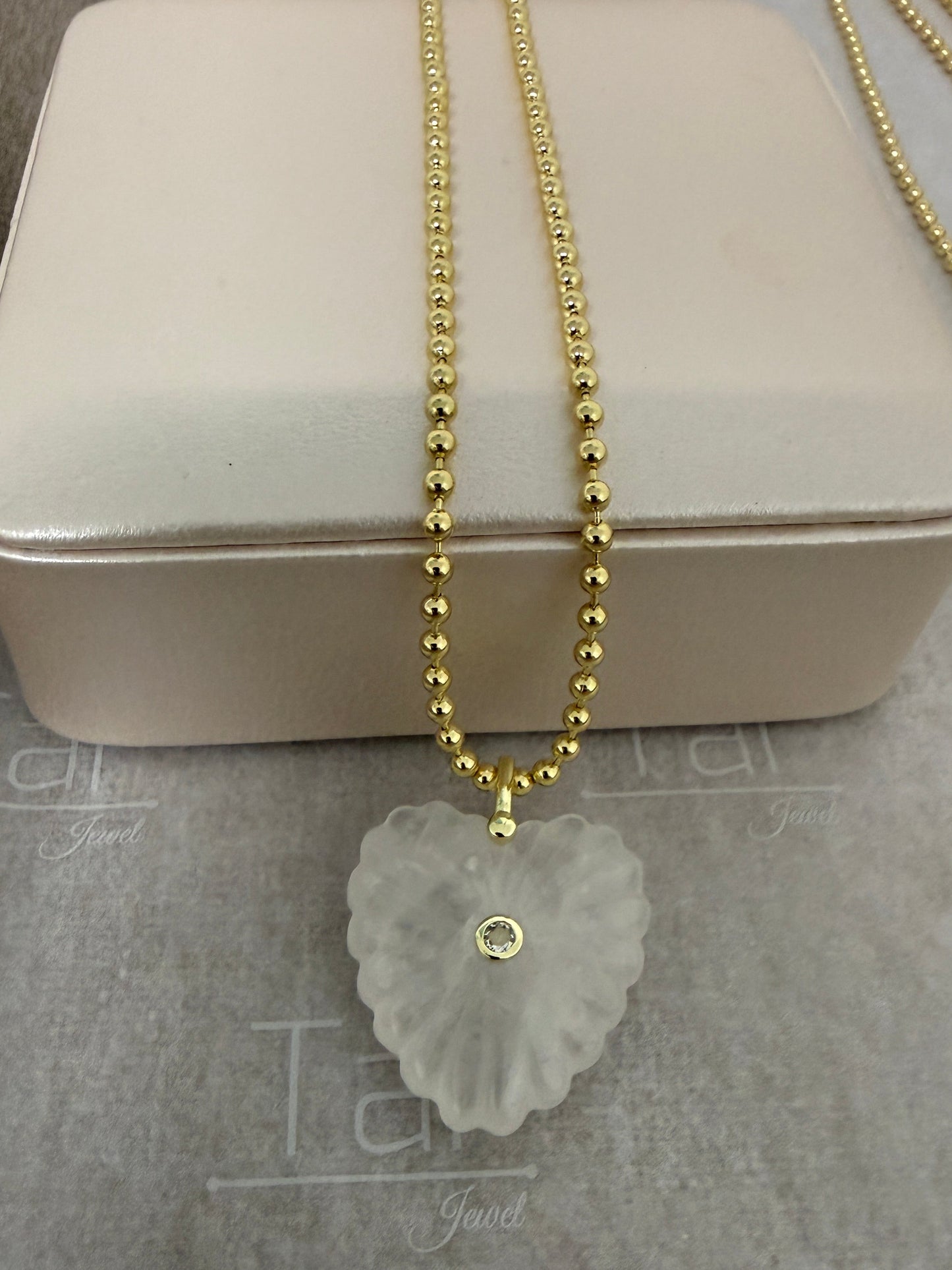 Luz del Corazon a Quartz Collection (Cuarzo Rosado y cadena)