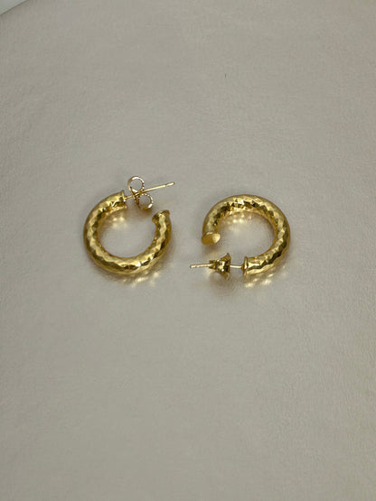 18k Soft mini hoop