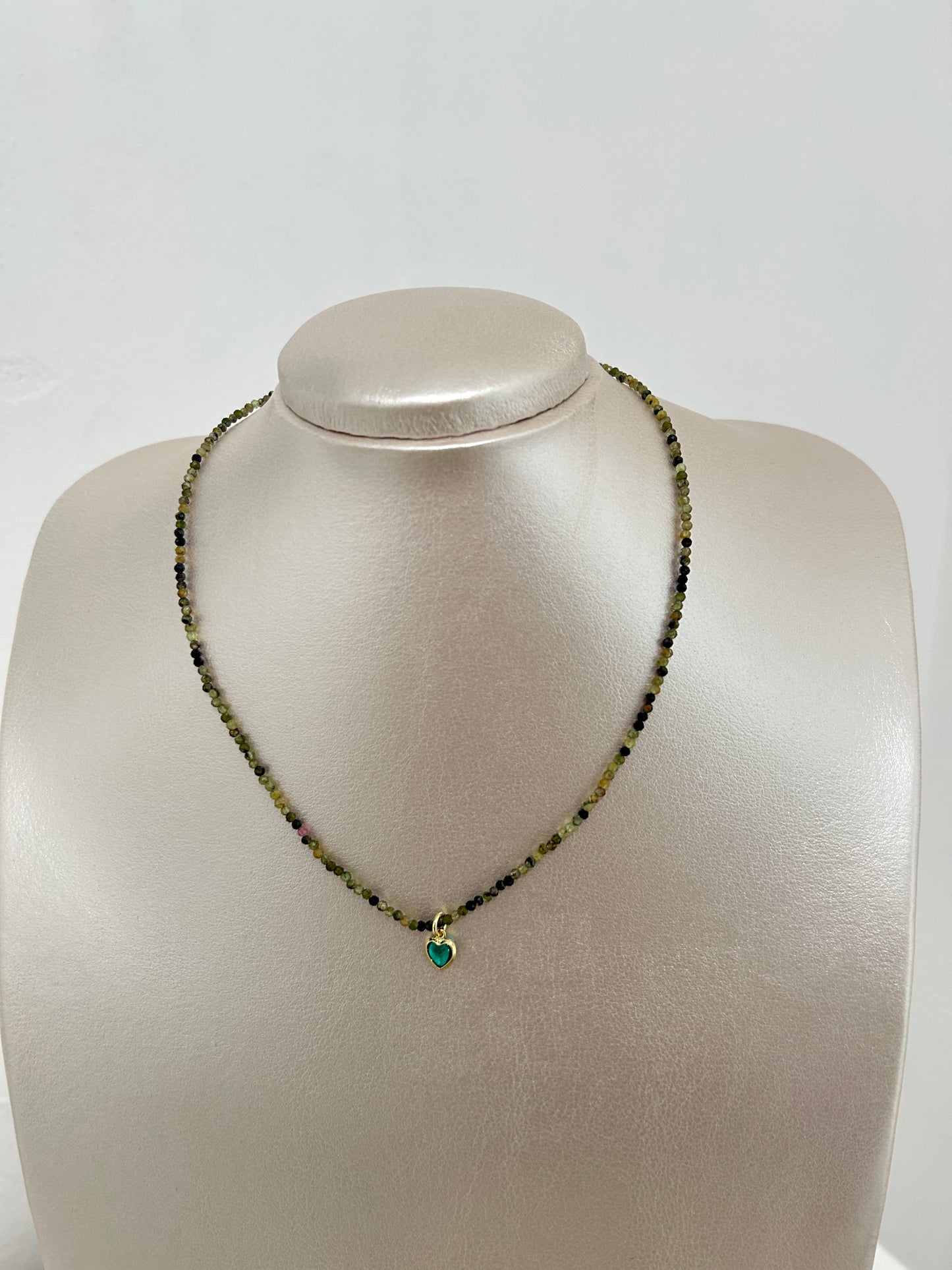 2mm different color heart necklace