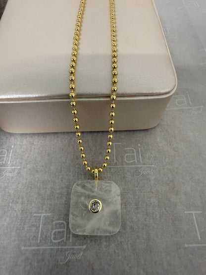 Luz del Corazon a Quartz Collection(cuarzo clear rectangular y cadena)