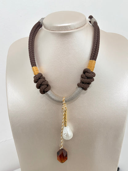 Collar Isla tierra