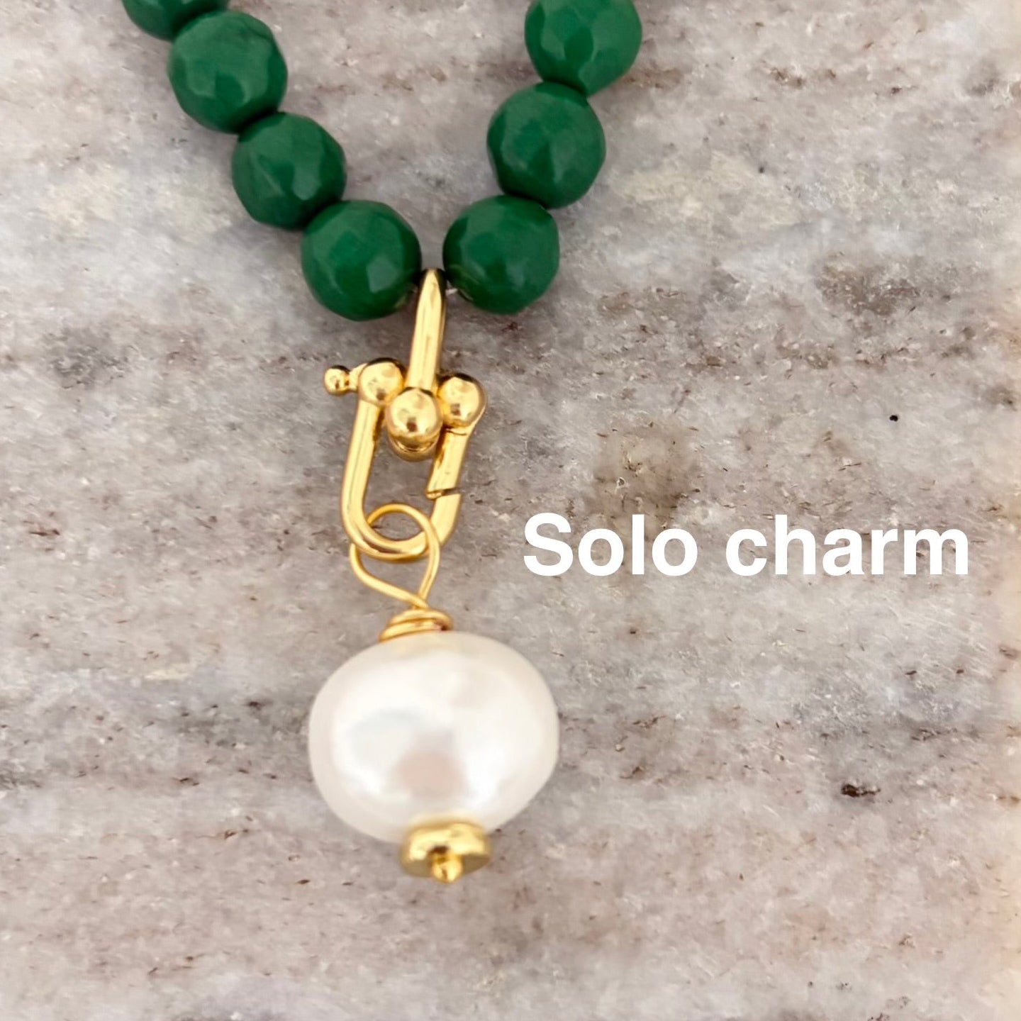 Collar con charms intercambiables en jade(multiples opciones al vestir)