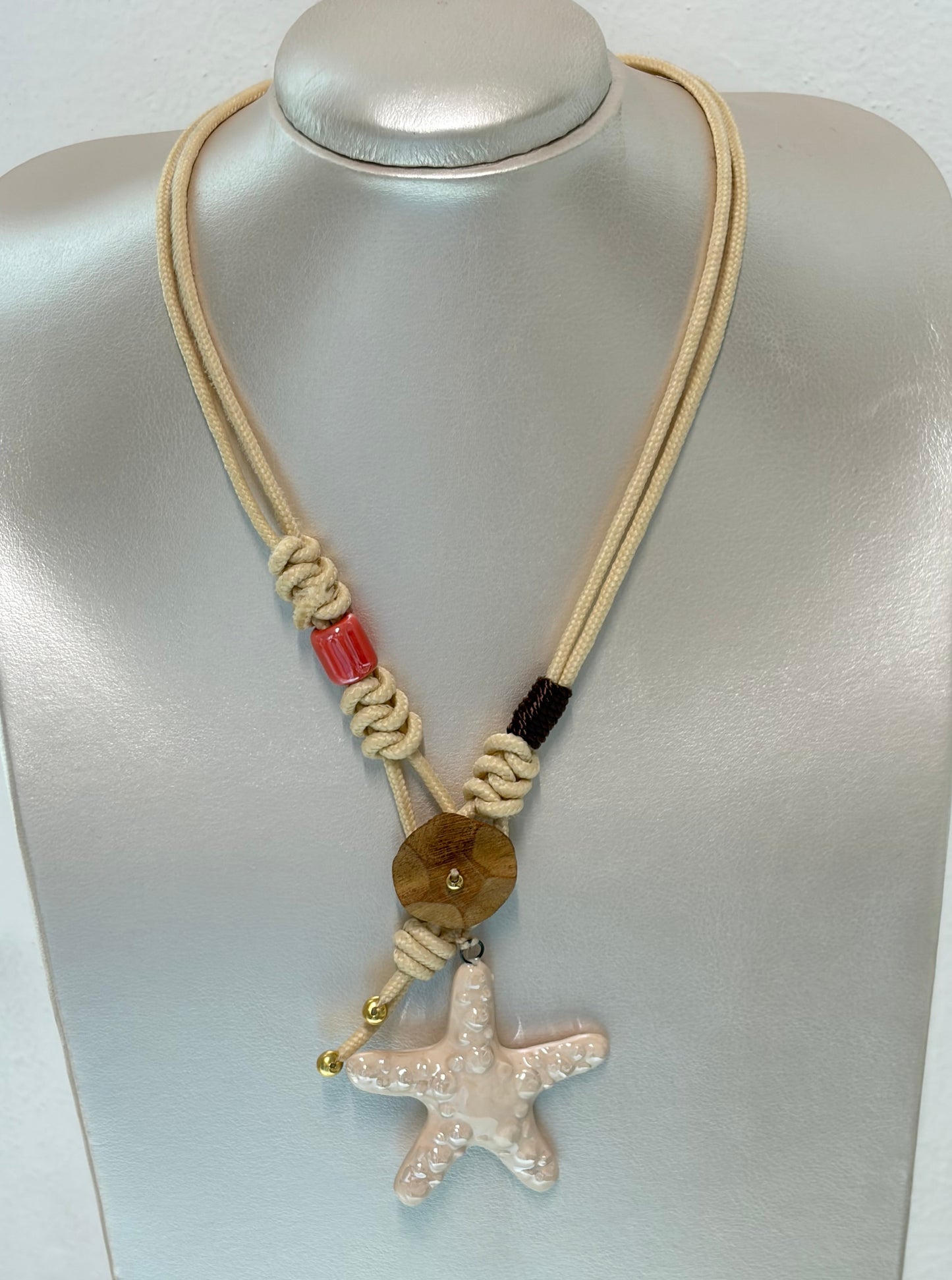 Collar brisa del mar( crema)