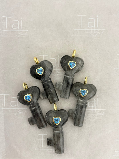 Collar la  Llave de la Intuición – Descúbrela en Ti(labradorita)