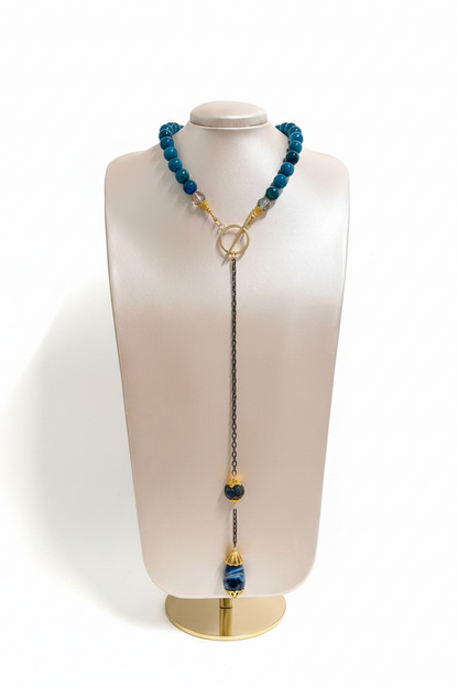 Collar largo azul imperial