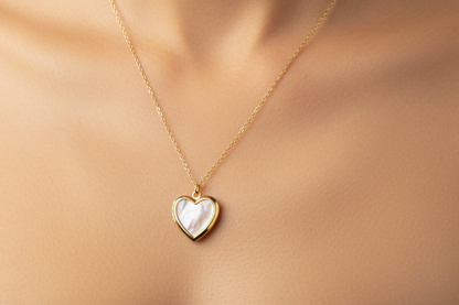 Keepsake heart necklace