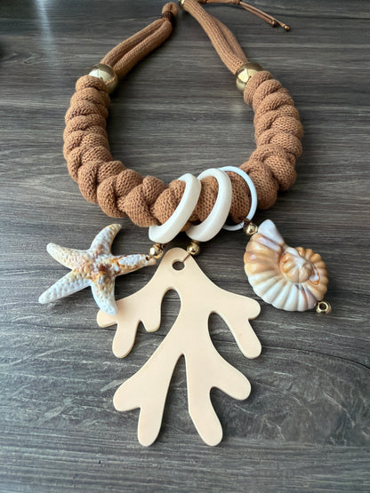 Collar Bahia encantada- ☀️5 collares en 1☀️charms removibles🐟puedes mojarlo