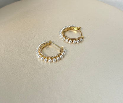 Mini Pearl hoop