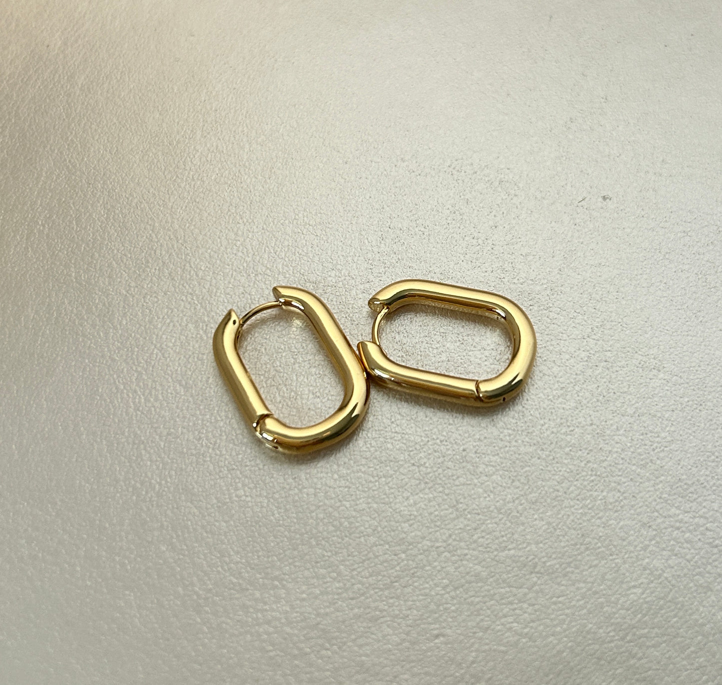 Small Oval hoops