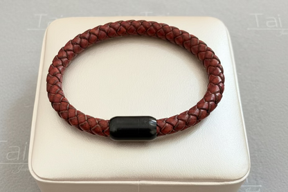 Pulsera en cuero (leather bracelet)