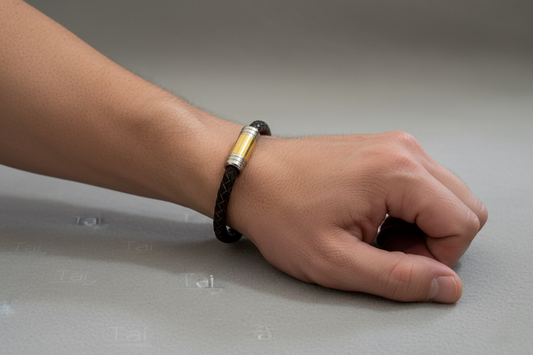 Pulsera en cuero (leather bracelet)