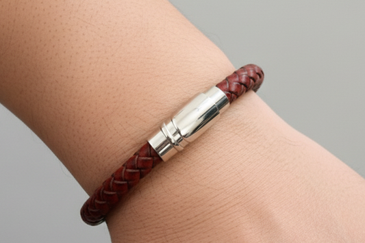Pulsera en cuero (leather bracelet)