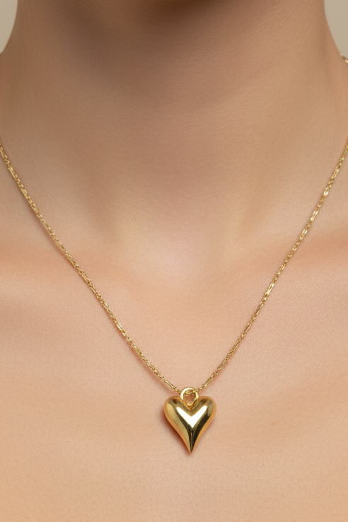 Pointy heart with chain 18k plated