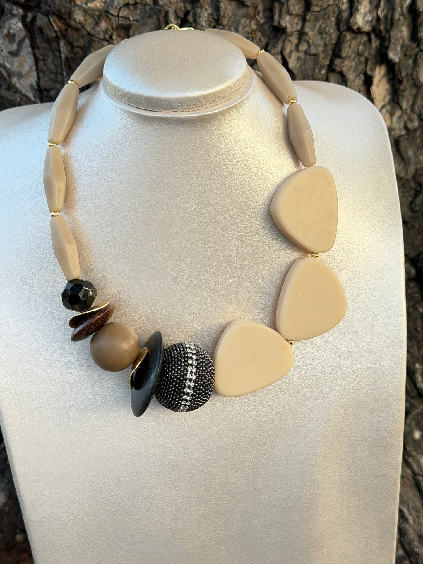Collar Ivory Terra- combinara con todo