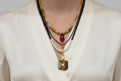 Amor Valiente a Tiger Eye Collection