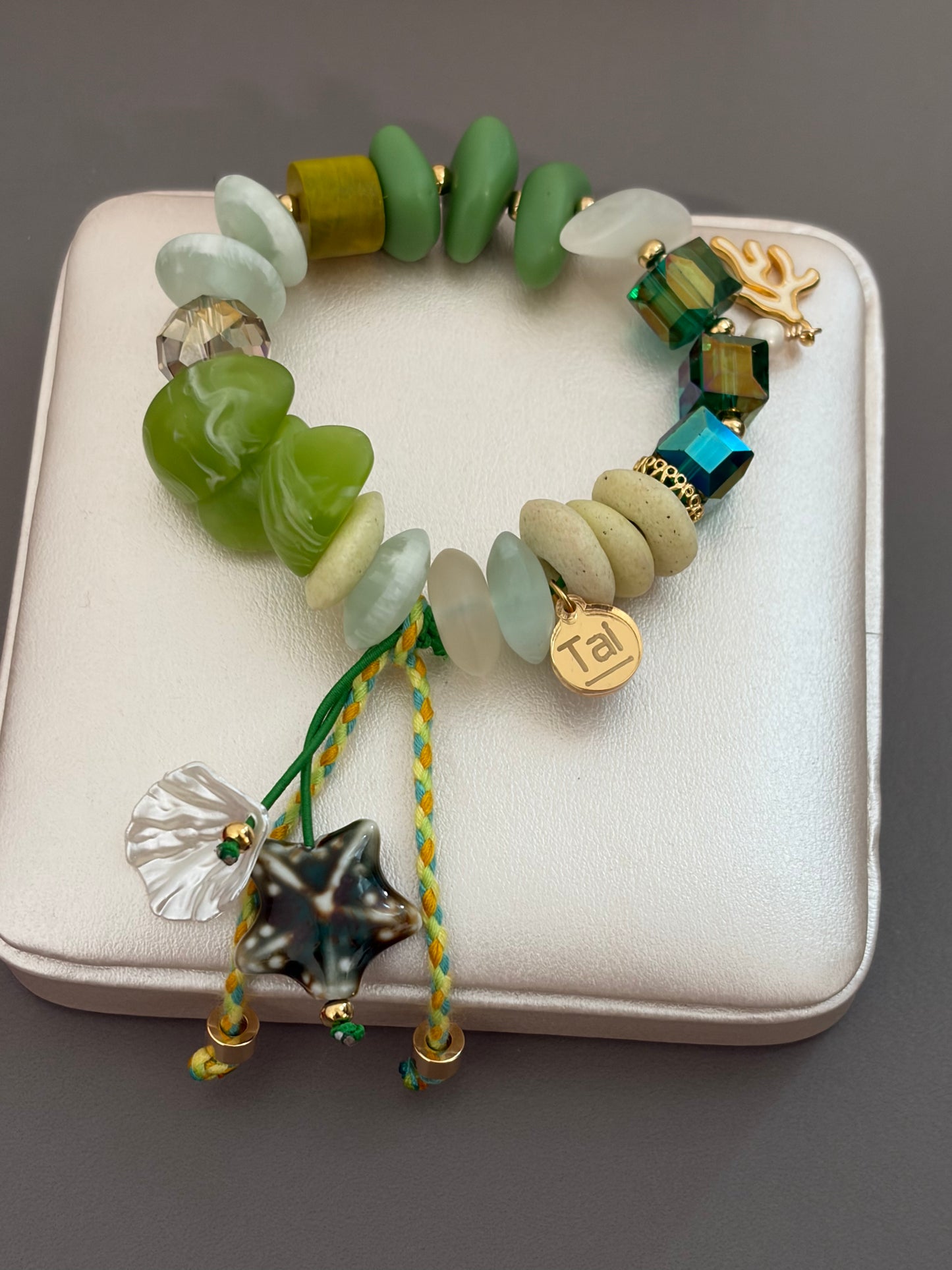 Pulsera Acuario style 3( solo disponible con una pequeña variacion en diseño que no afectara su belleza)