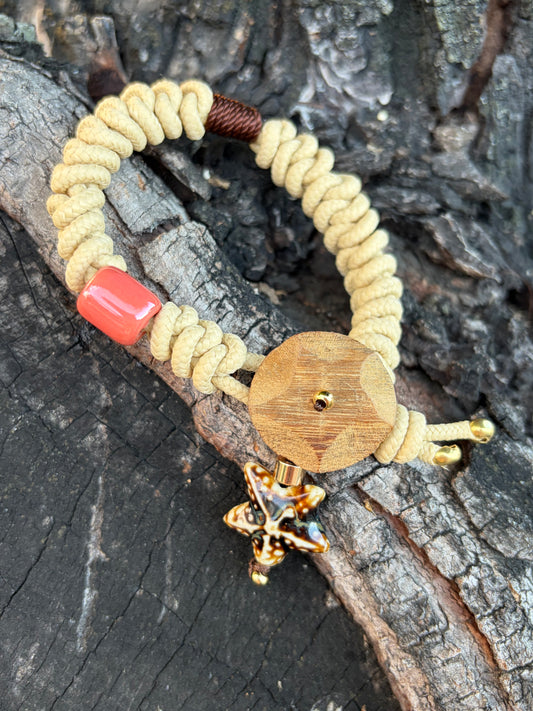 Pulsera Beach Resort