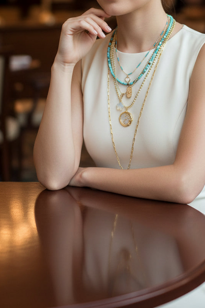 Luna Llena a Tai Collection