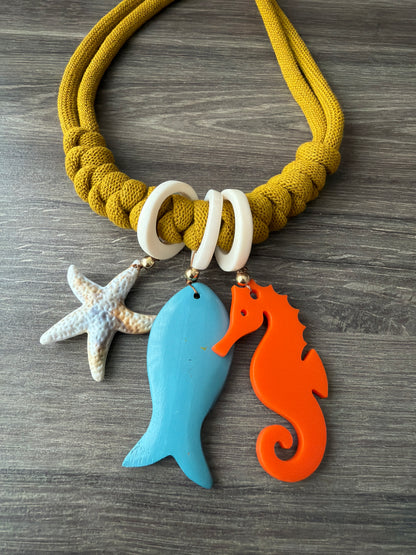 Collar Bahia encantada- ☀️5 collares en 1☀️charms removibles🐟puedes mojarlo