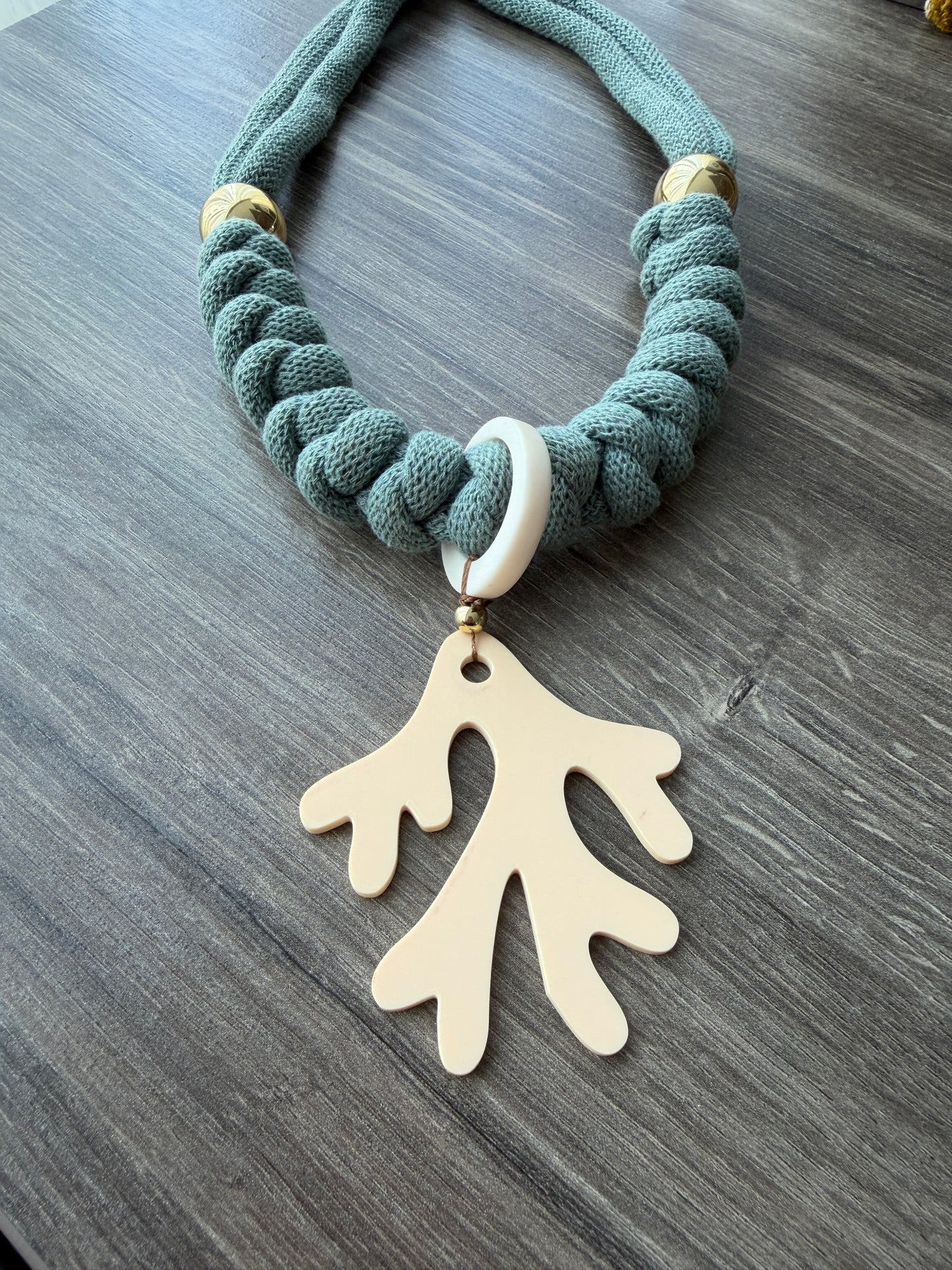 Collar Bahia encantada- ☀️5 collares en 1☀️charms removibles🐟puedes mojarlo