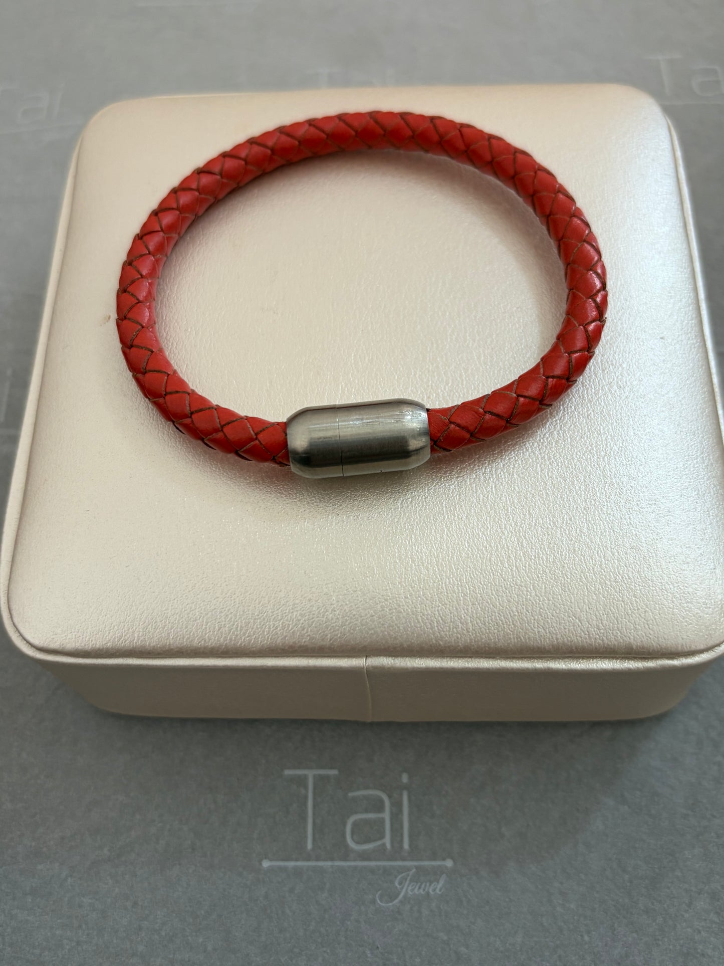 Pulsera en cuero (leather bracelet)